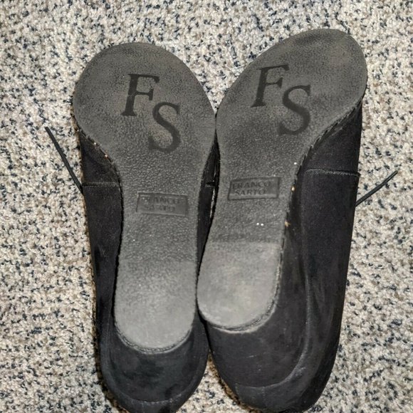 Franco Sarto Annabelle Black Faux Suede Short Bootie Boot Shoes 7 1/2 - Picture 4 of 6